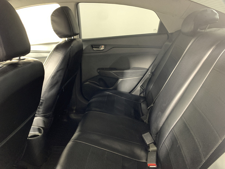 HYUNDAI Solaris 1.6, 2017 года, Автоматическая, Серебристый