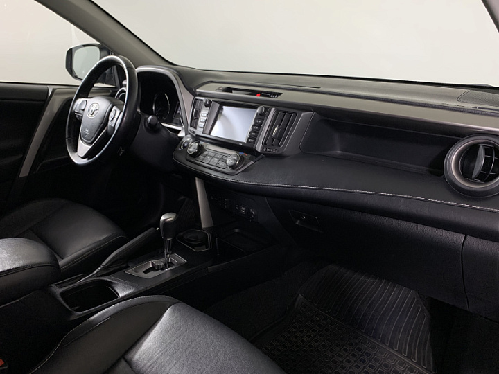 Toyota RAV4 2.5, 2017 года, Автоматическая, Черный