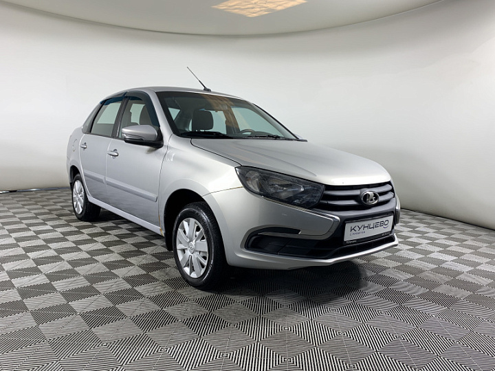 Lada Granta 1.6, 2018 года, Автоматическая, Серебристый