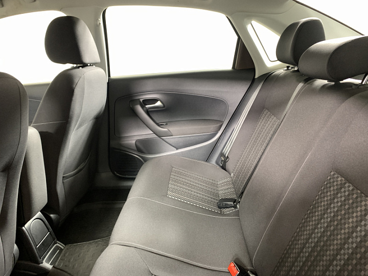 VOLKSWAGEN Polo 1.6, 2017 года, Автоматическая, КОРИЧНЕВЫЙ