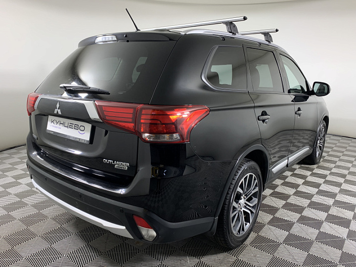 MITSUBISHI Outlander 2.4, 2016 года, Вариатор, ЧЕРНЫЙ