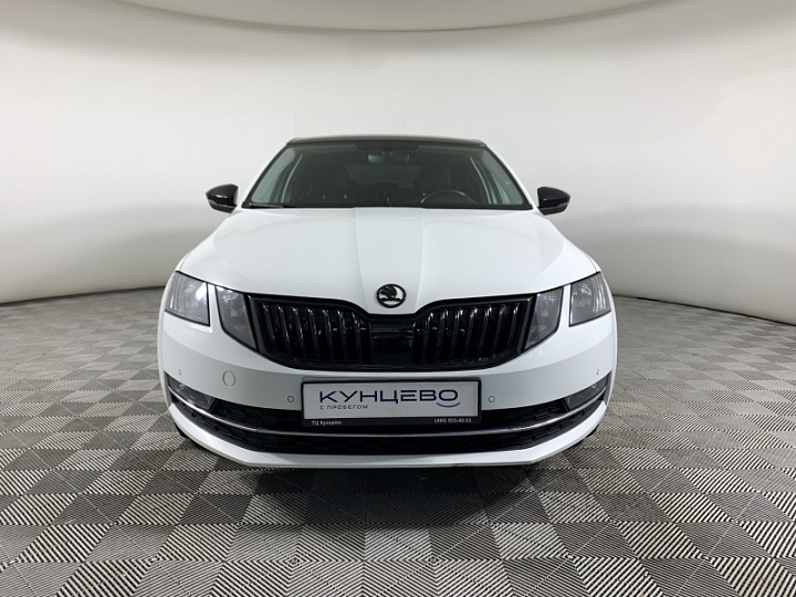 SKODA Octavia 1.8, 2019 года, Робот, БЕЛЫЙ