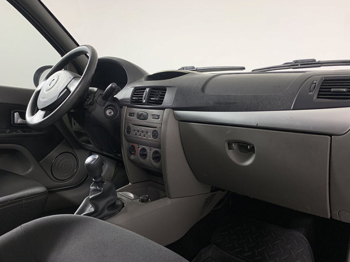 RENAULT Symbol 1.6, 2011 года, Механика, Серо-голубой