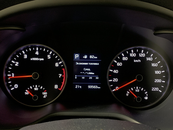 KIA Rio X-Line 1.6, 2018 года, Автоматическая, ЧЕРНЫЙ