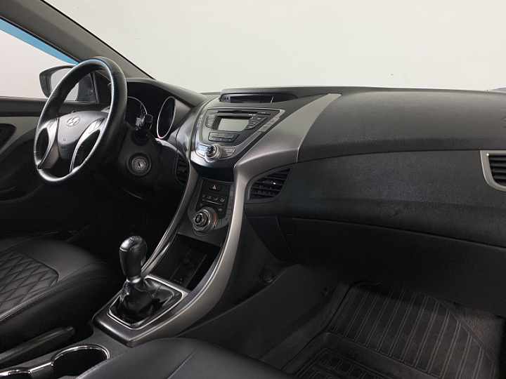 HYUNDAI Elantra 1.6, 2013 года, Механика, ЧЕРНЫЙ