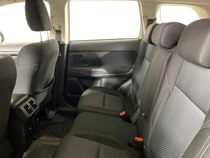MITSUBISHI Outlander 2, 2021 года, Вариатор, БЕЛЫЙ