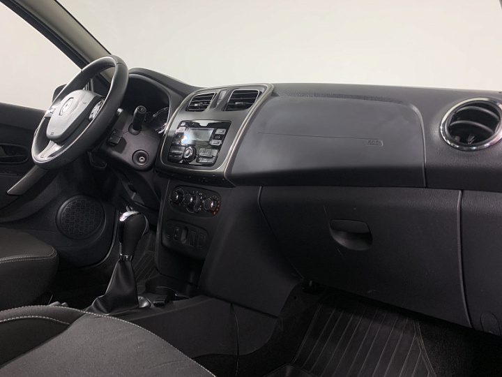 RENAULT Logan 1.6, 2017 года, Автоматическая, ЧЕРНЫЙ