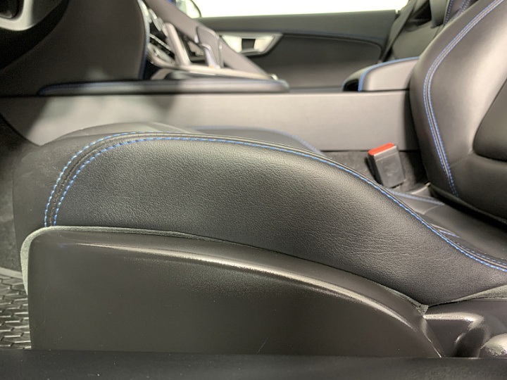 JAGUAR F-Type 3, 2016 года, Автоматическая, Светло-голубой
