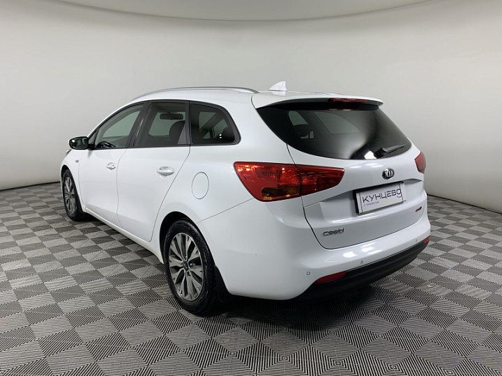 KIA Ceed 1.6, 2017 года, Автоматическая, БЕЛЫЙ