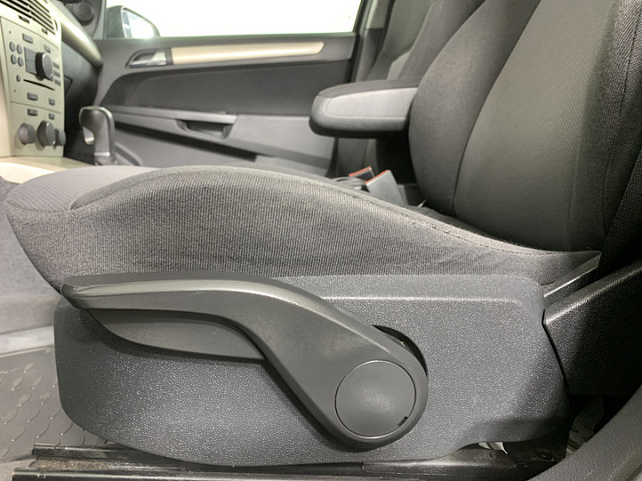 OPEL Astra 1.8, 2008 года, Автоматическая, ТЕМНО-СИНИЙ