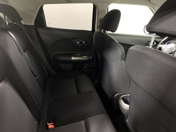 NISSAN Juke 1.6, 2012 года, Механика, КРАСНЫЙ