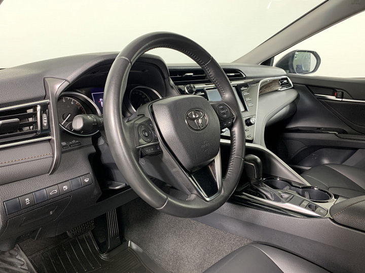 TOYOTA Camry 2.5, 2018 года, Автоматическая, Черный металлик
