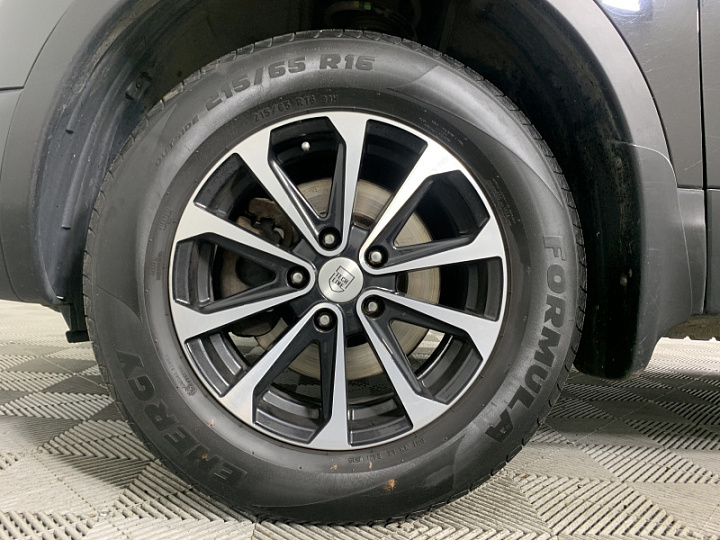 NISSAN Qashqai 1.6, 2013 года, Механика, ЧЕРНЫЙ
