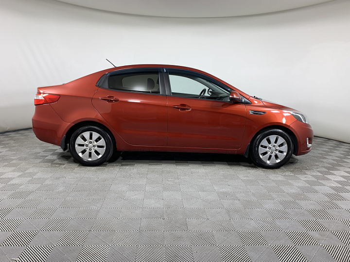 KIA Rio 1.6, 2012 года, Механика, КРАСНЫЙ