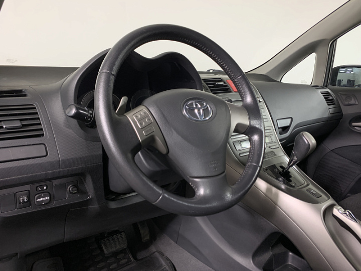 TOYOTA Auris 1.6, 2008 года, Робот, ЧЕРНЫЙ