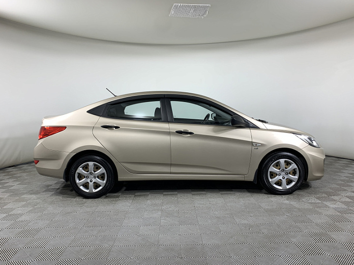 HYUNDAI Solaris 1.6, 2012 года, Автоматическая, Бежево-серый