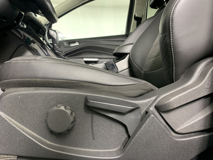 FORD Kuga 2, 2013 года, Робот, БЕЛЫЙ