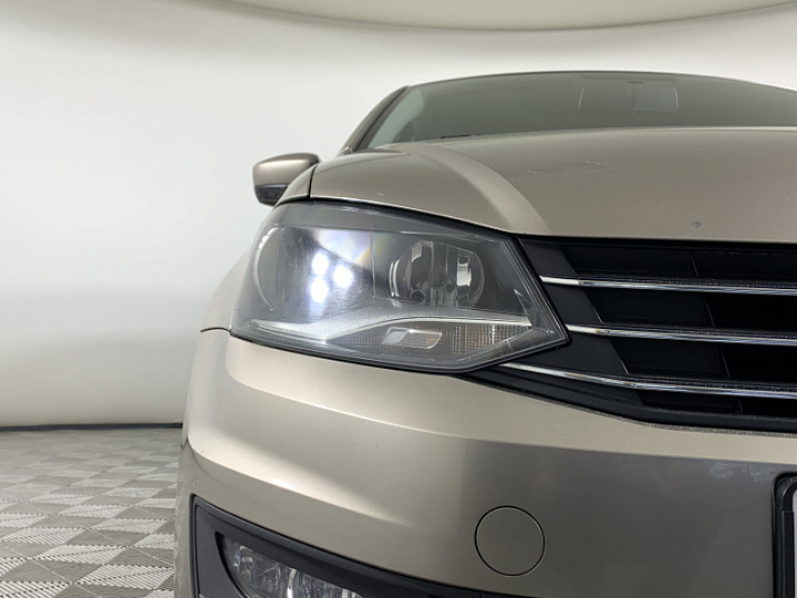 VOLKSWAGEN Polo 1.6, 2017 года, Механика, БЕЖЕВЫЙ