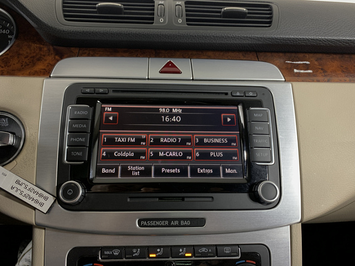 VOLKSWAGEN Passat CC 1.8, 2010 года, Робот, БЕЛЫЙ