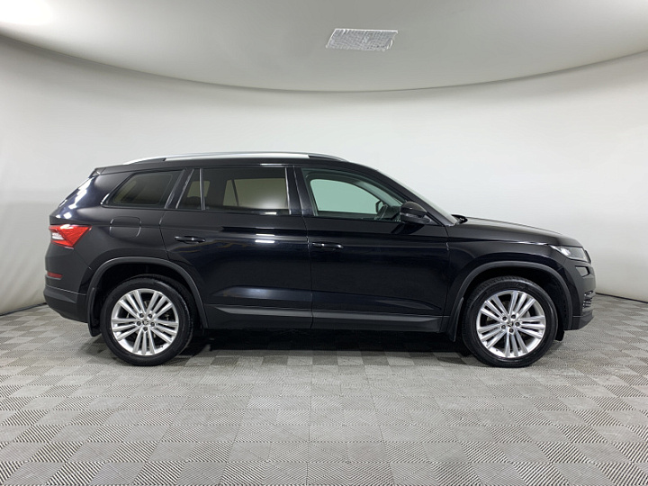 SKODA Kodiaq 2, 2018 года, Робот, ЧЕРНЫЙ