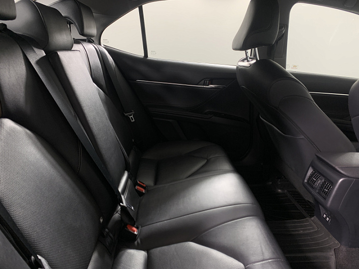 TOYOTA Camry 2.5, 2018 года, Автоматическая, Серо-коричневый