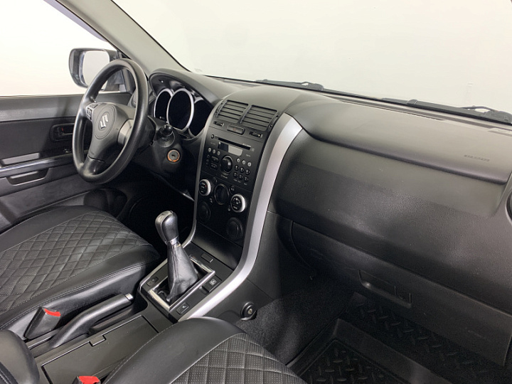 SUZUKI Grand Vitara 1.6, 2010 года, Механика, БЕЖЕВЫЙ