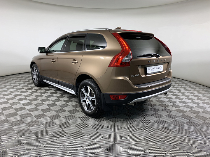 VOLVO XC60 2.4, 2013 года, Автоматическая, Бронзовый