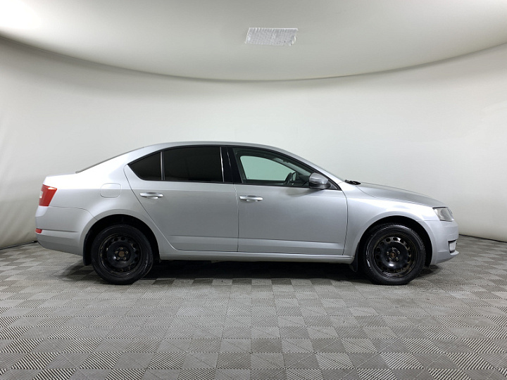 SKODA Octavia 1.4, 2014 года, Робот, Серебристый