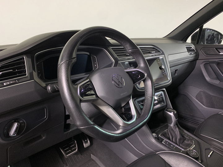 VOLKSWAGEN Tiguan 2, 2020 года, Робот, ЧЕРНЫЙ