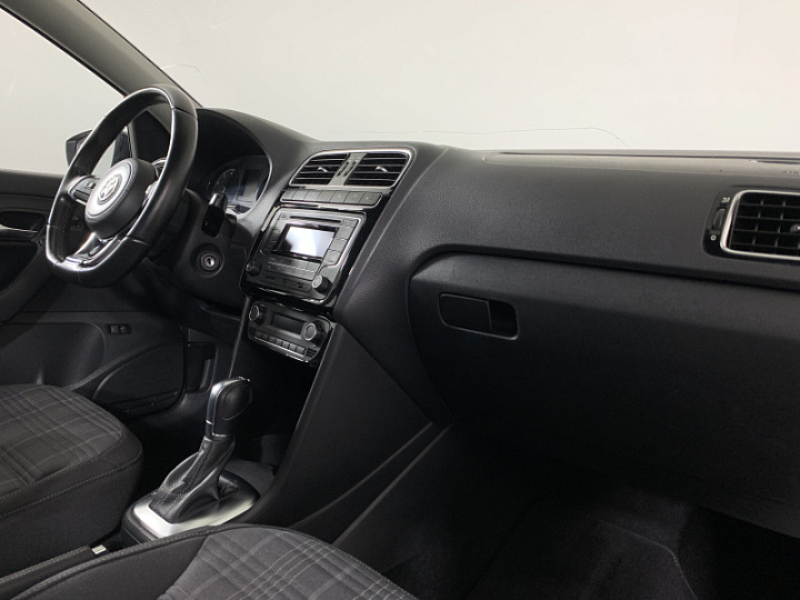 VOLKSWAGEN Polo 1.4, 2016 года, Робот, Серебристый