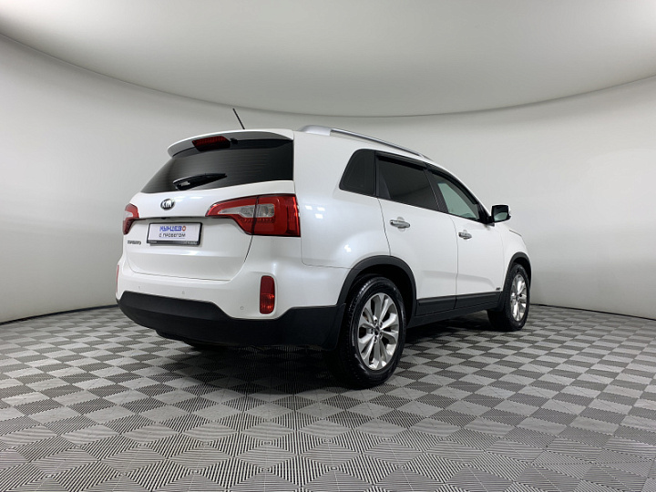 KIA Sorento 2.4, 2017 года, Автоматическая, БЕЛЫЙ