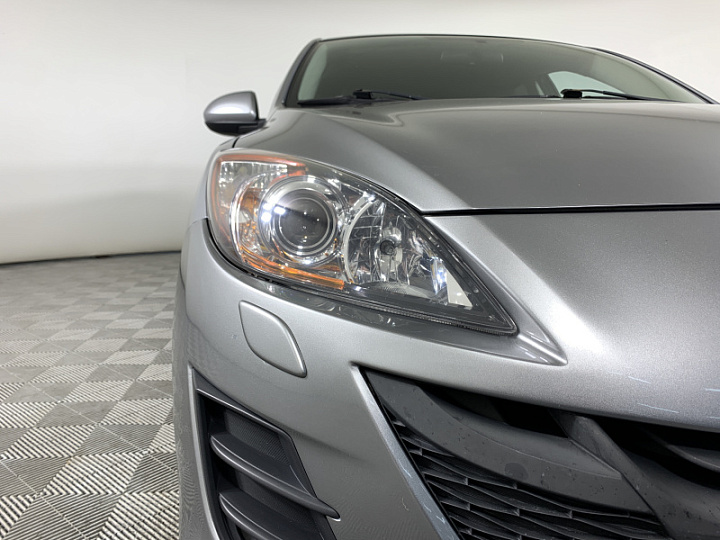 MAZDA 3 1.6, 2011 года, Автоматическая, Серебристый