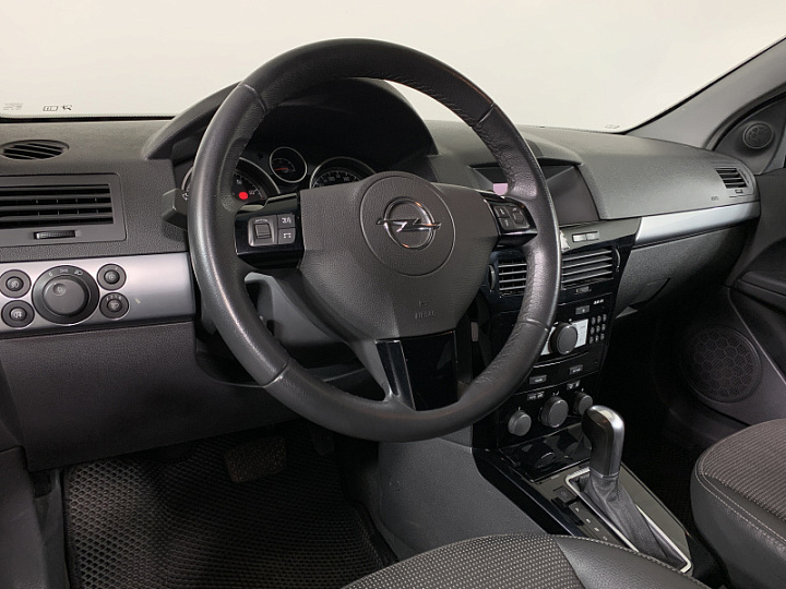 OPEL Astra 1.8, 2007 года, Автоматическая, ЧЕРНЫЙ