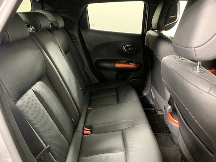NISSAN Juke 1.6, 2018 года, Вариатор, СЕРЫЙ