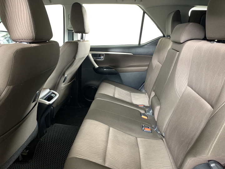 TOYOTA Fortuner 2.7, 2018 года, Автоматическая, ТЕМНО-СЕРЫЙ