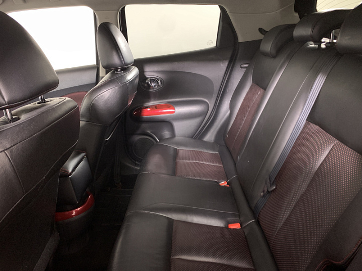 NISSAN Juke 1.6, 2012 года, Вариатор, КРАСНЫЙ