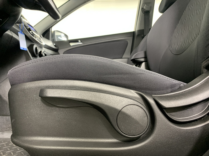 HYUNDAI Solaris 1.6, 2014 года, Автоматическая, Бежево-серый