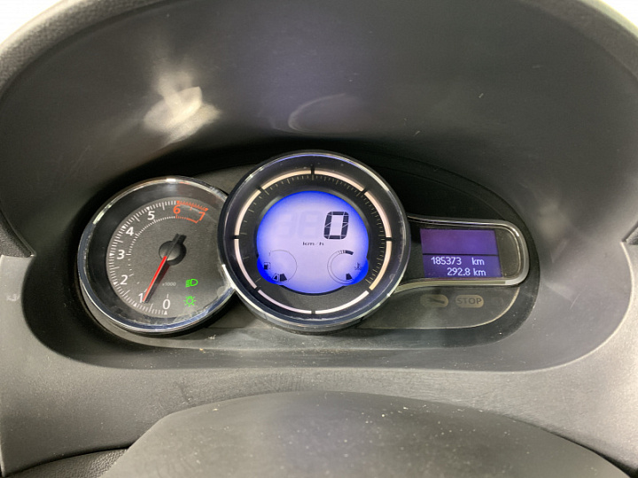 RENAULT Fluence 1.6, 2013 года, Механика, ЧЕРНЫЙ