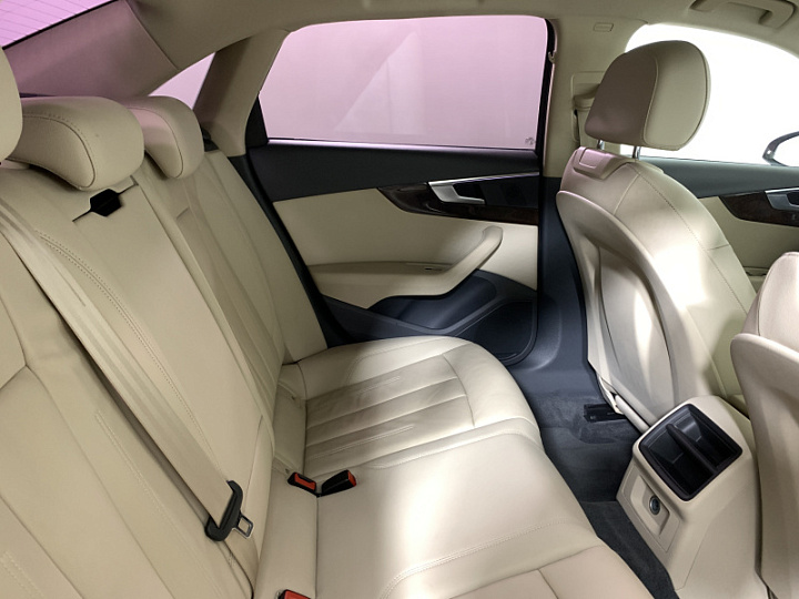 AUDI A4 1.4, 2017 года, Робот, КРАСНЫЙ