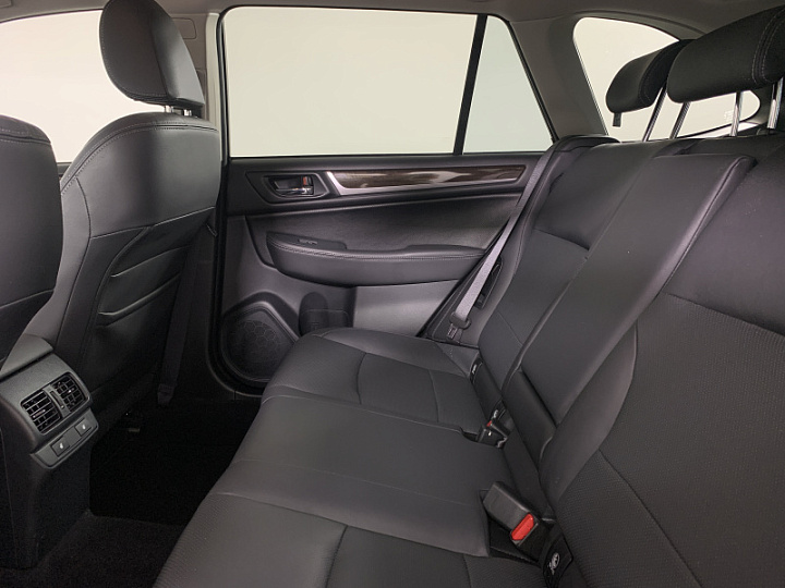 SUBARU Outback 2.5, 2016 года, Вариатор, БЕЖЕВЫЙ