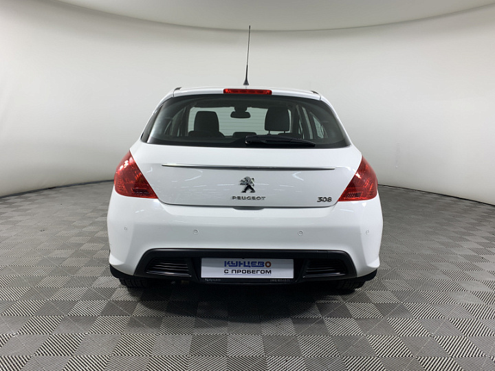 PEUGEOT 308 1.6, 2012 года, Автоматическая, БЕЛЫЙ