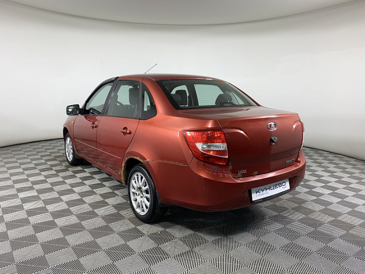 Lada Granta 1.6, 2013 года, Механика, КРАСНЫЙ