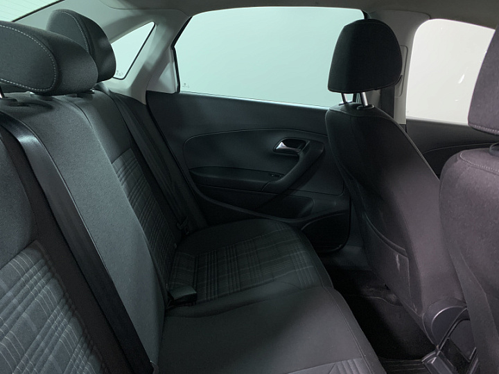 VOLKSWAGEN Polo 1.4, 2016 года, Робот, БЕЛЫЙ