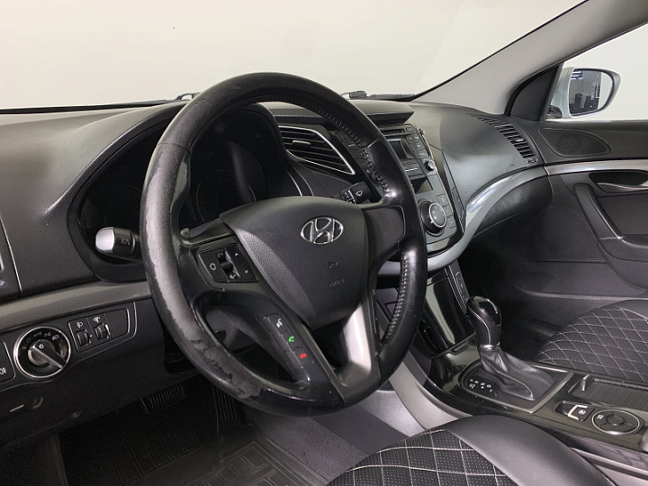 Hyundai i40 2, 2016 года, Автоматическая, Серый
