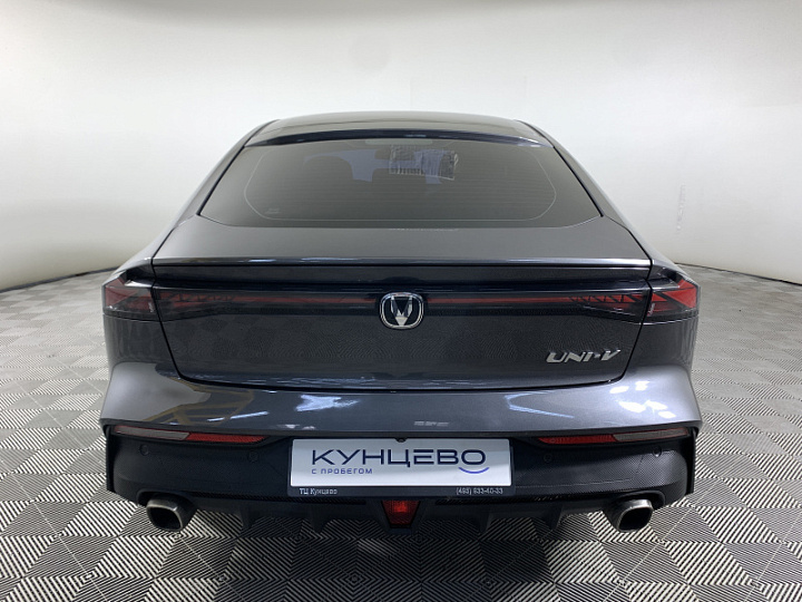 Changan UNI-V 1.5, 2023 года, Робот, Светло серый