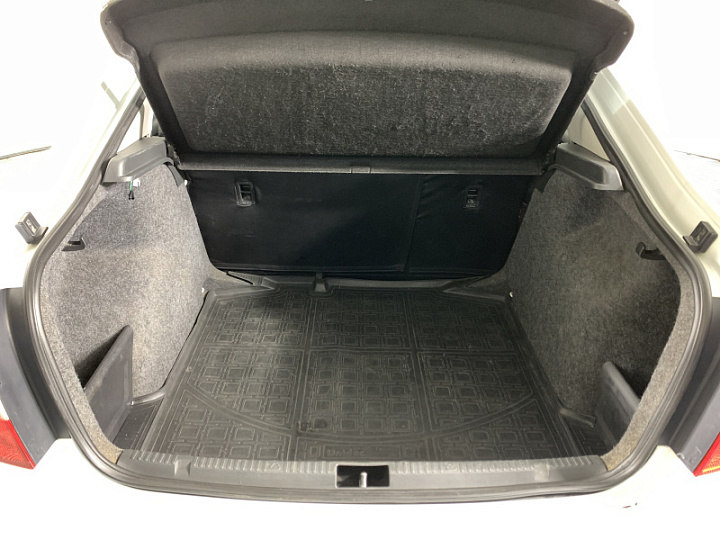 SKODA Rapid 1.2, 2014 года, Механика, БЕЛЫЙ