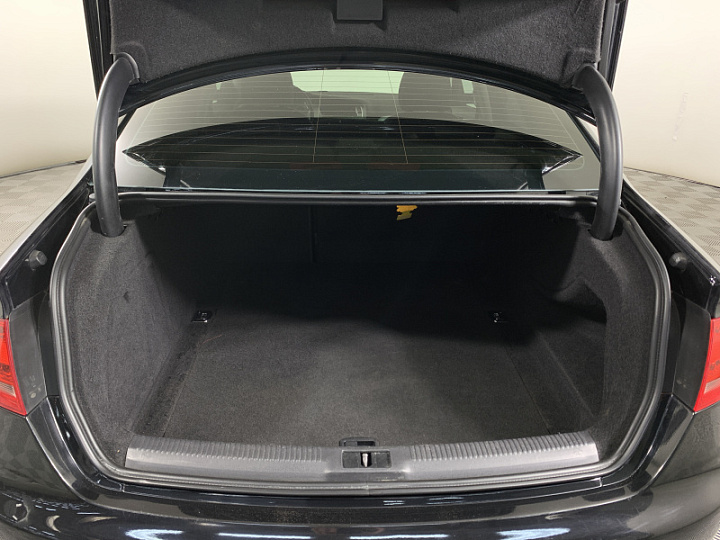 AUDI A4 1.8, 2010 года, Вариатор, ЧЕРНЫЙ