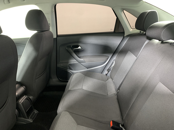 VOLKSWAGEN Polo 1.6, 2016 года, Автоматическая, КОРИЧНЕВЫЙ