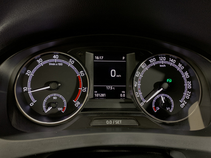 SKODA Rapid 1.4, 2019 года, Робот, Серебристый
