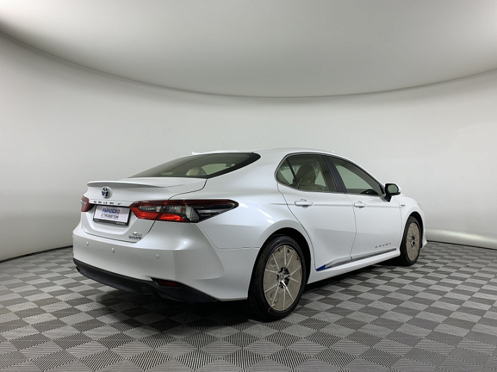 TOYOTA Camry 2.5, 2022 года, Вариатор, БЕЛЫЙ
